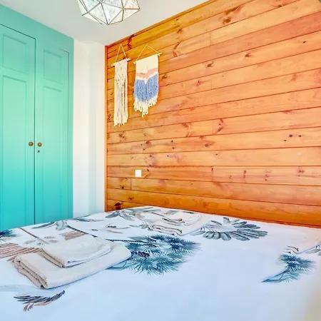 Native Coconut House Коральео